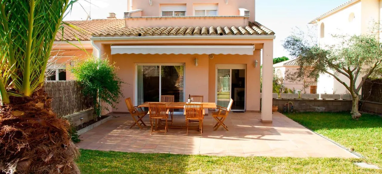 Casa Con Jardin-Wifi Free Villa L'Escala Spain